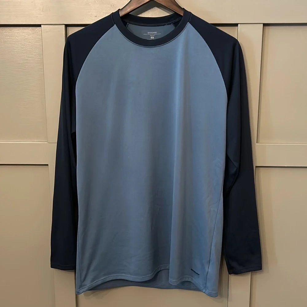 Patagonia Capilene Crew Neck Performance Base Layer Long Sleeve Blue Men's Large